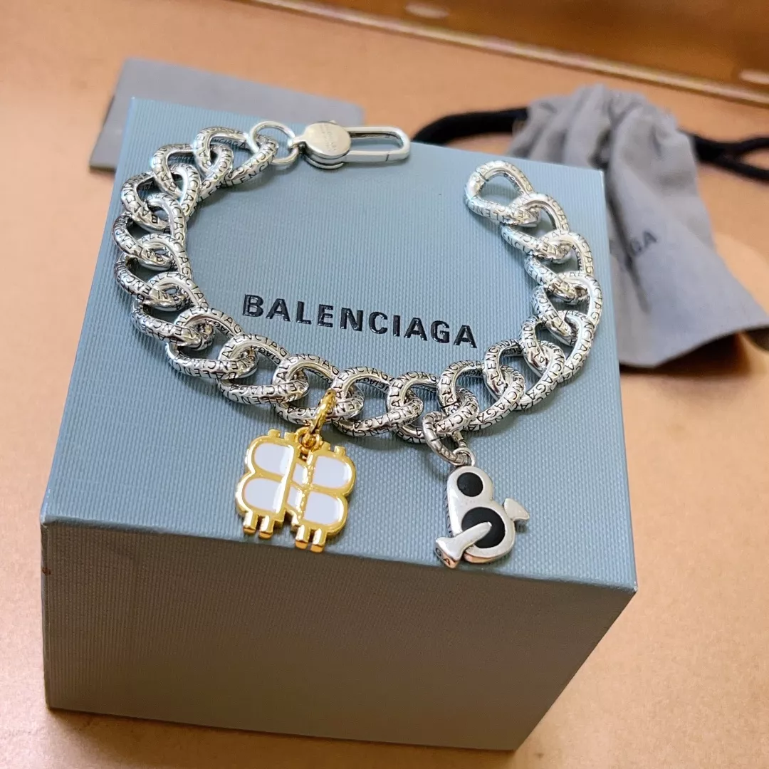 balenciaga bracelets s_12b04121